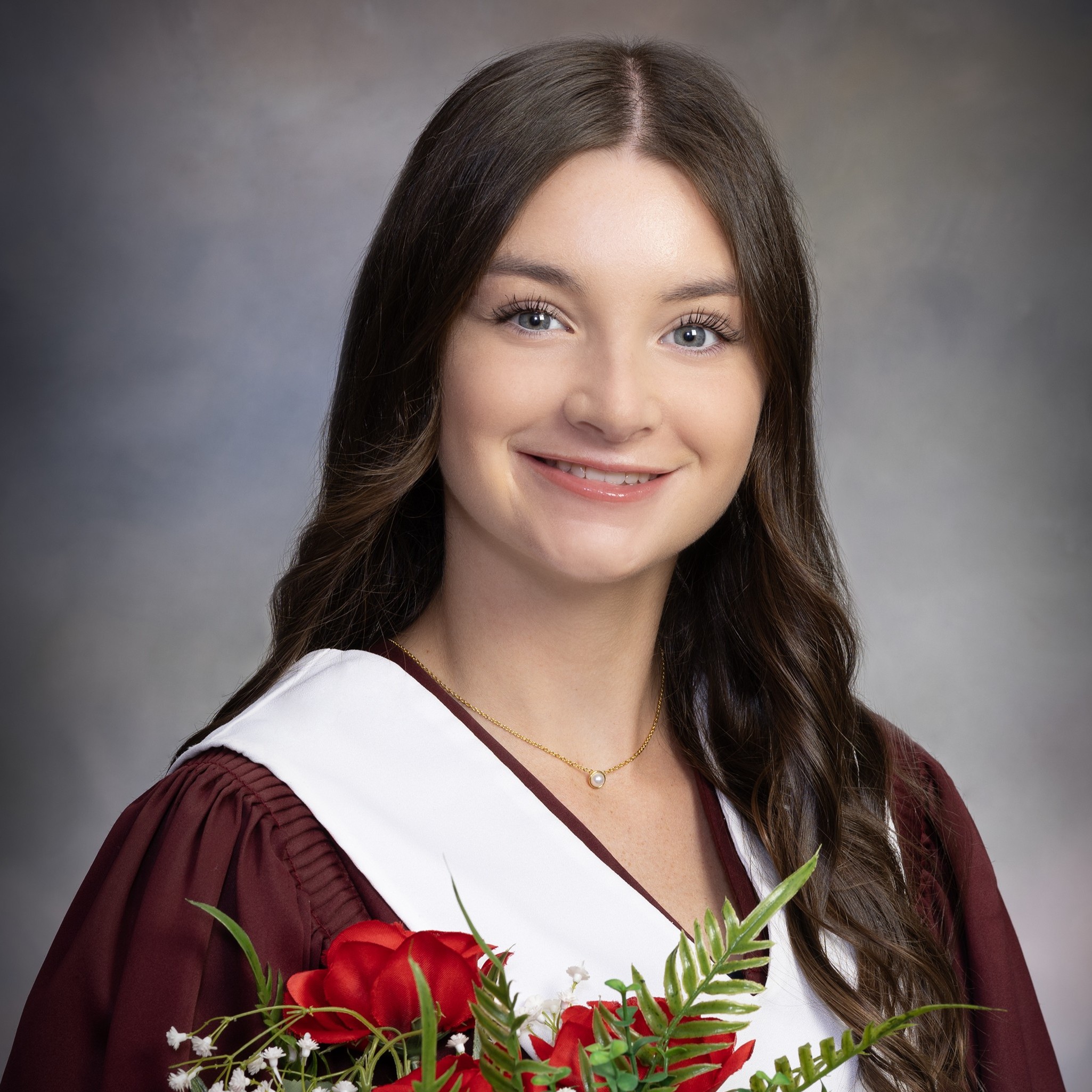 grad photo kaylee redmond